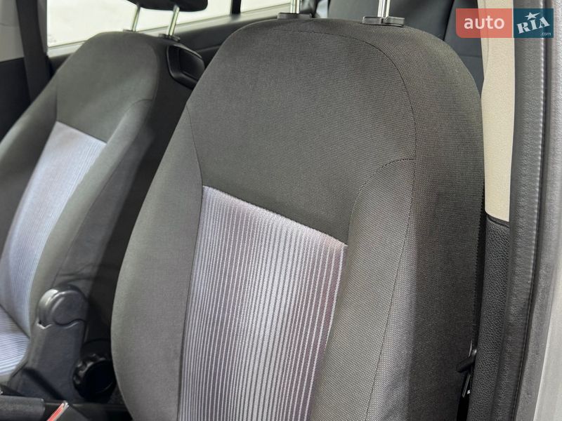 Хэтчбек Ford Fusion 2007 в Стрые