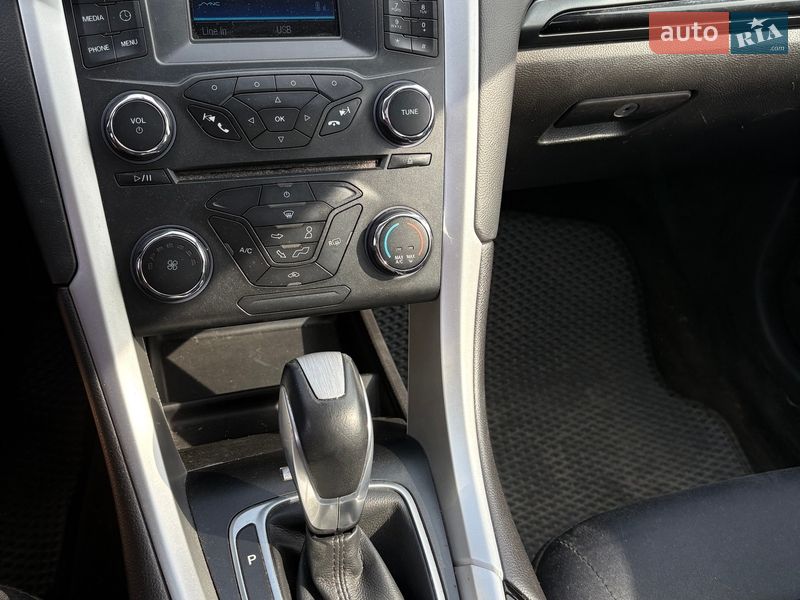 Седан Ford Fusion 2014 в Киеве