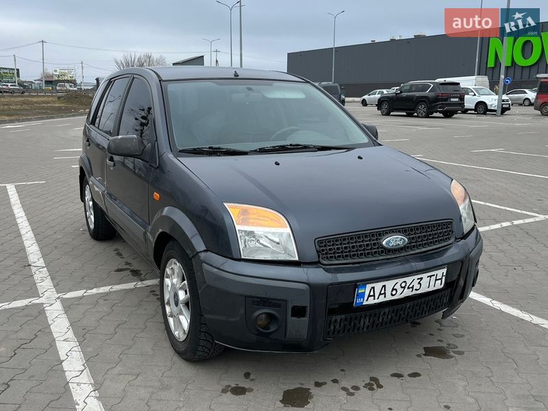 Хетчбек Ford Fusion 2008 в Києві