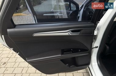 Седан Ford Fusion 2013 в Ивано-Франковске