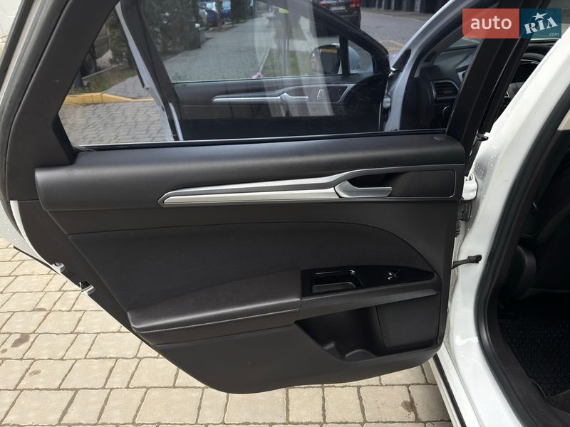 Седан Ford Fusion 2013 в Ивано-Франковске