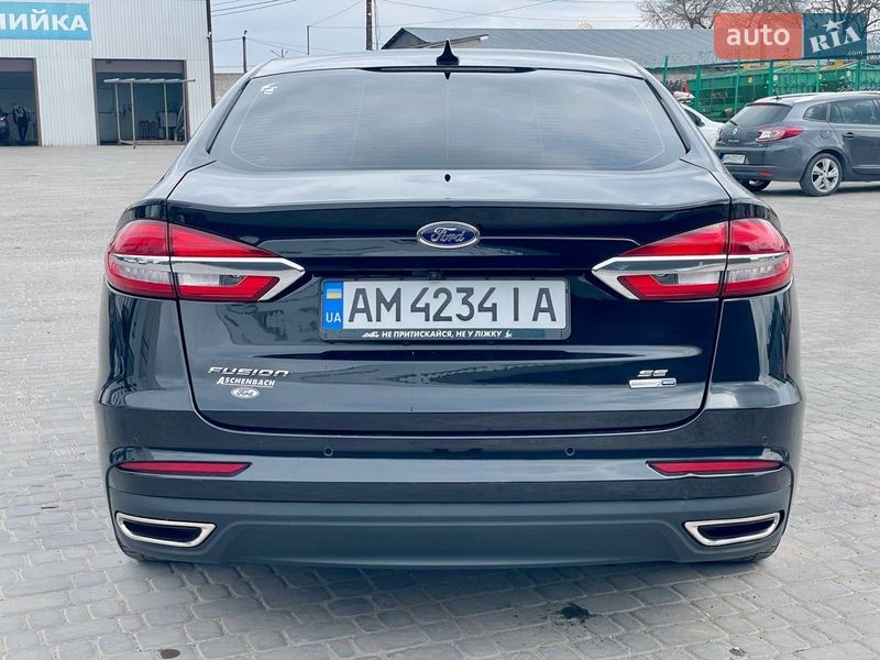 Седан Ford Fusion 2019 в Житомире