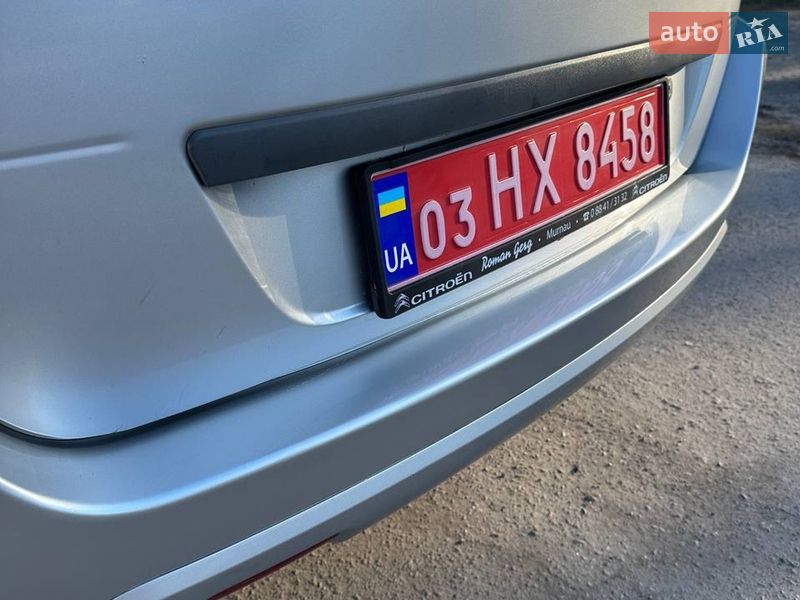 Хэтчбек Ford Fusion 2006 в Хороле фото 10 Хэтчбек Ford Fusion 2006 в Хороле