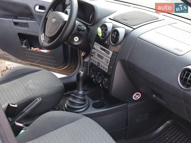 Хетчбек Ford Fusion 2003 в Києві