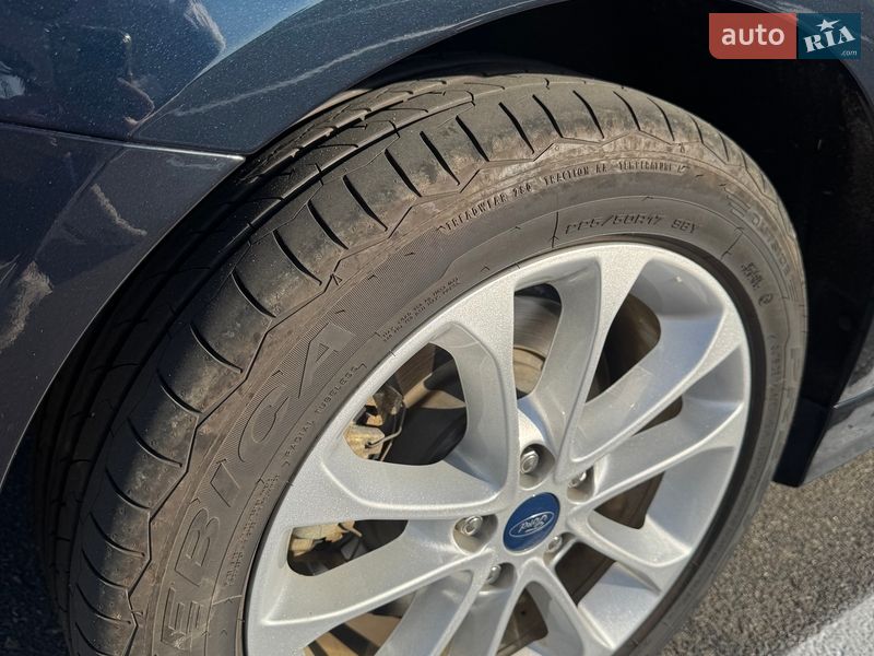 Седан Ford Fusion 2020 в Олександрії