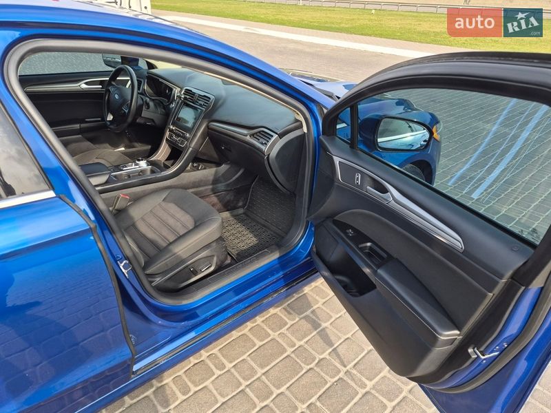 Седан Ford Fusion 2017 в Киеве фото 13 Седан Ford Fusion 2017 в Киеве