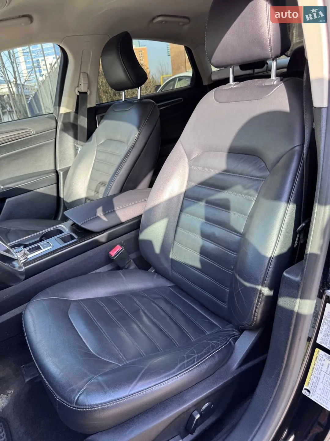 2016 Ford Fusion - мініатюра 12