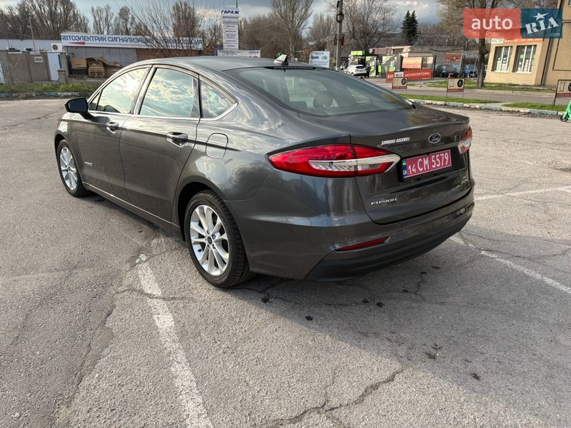 Седан Ford Fusion 2019 в Запорожье