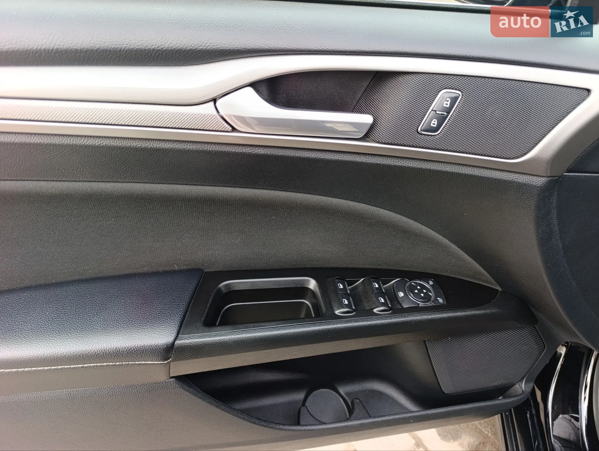 2017 Ford Fusion - мініатюра 13
