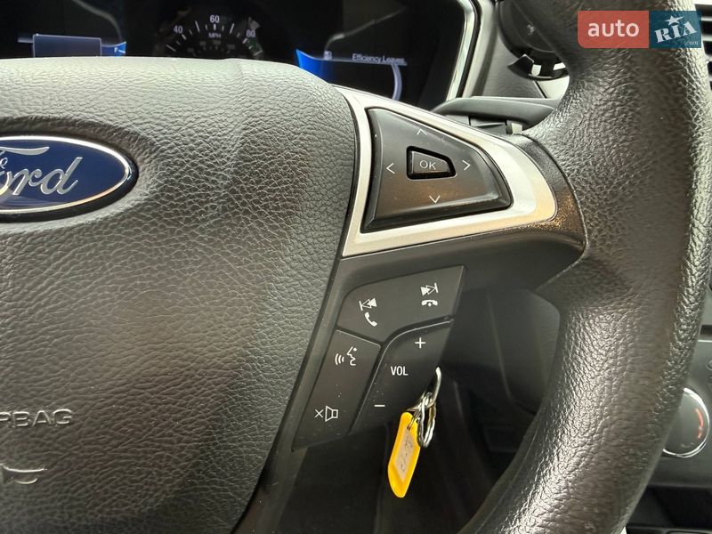 Седан Ford Fusion 2015 в Киеве фото 7 Седан Ford Fusion 2015 в Киеве
