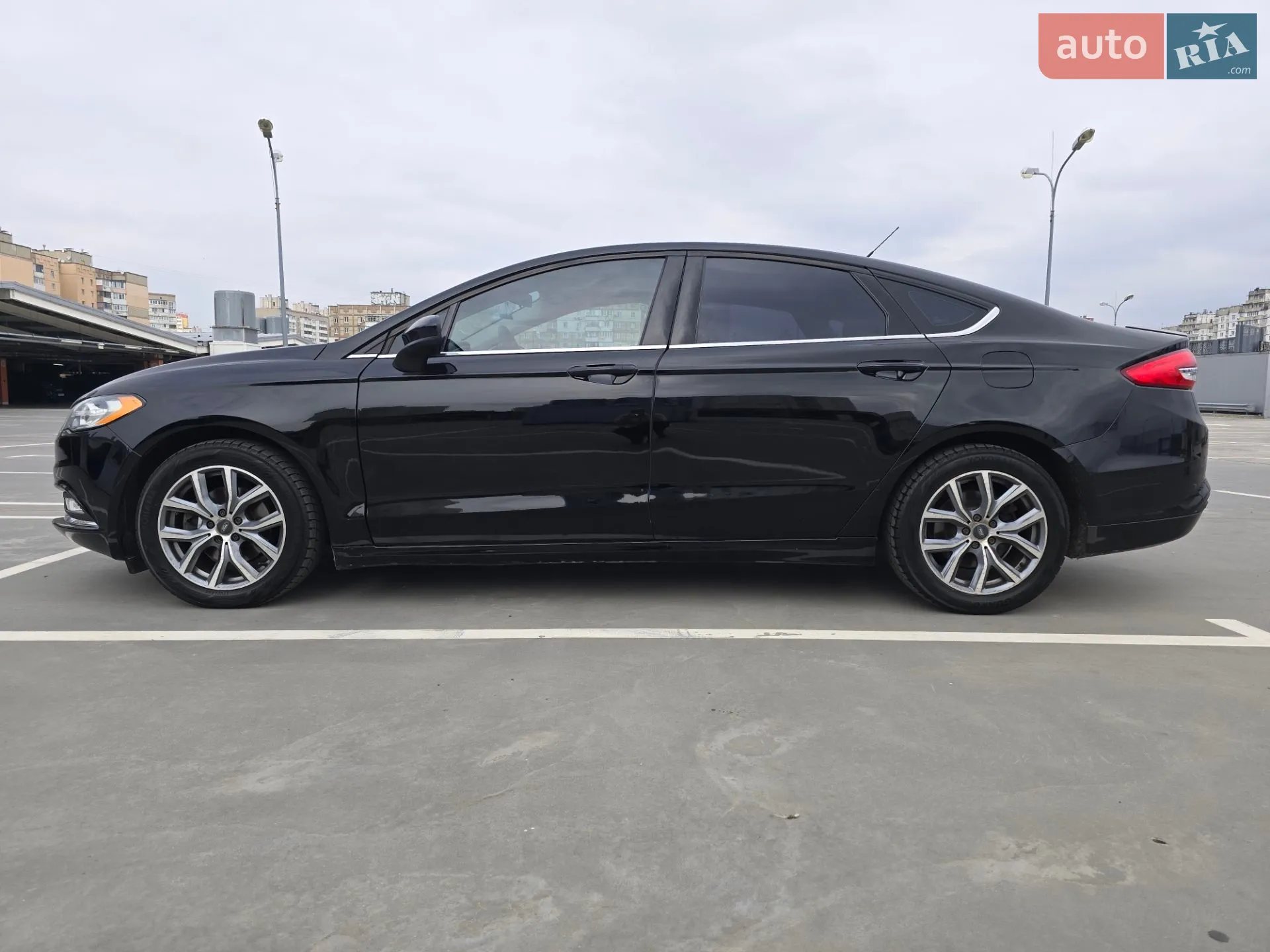 2016 Ford Fusion - мініатюра 22