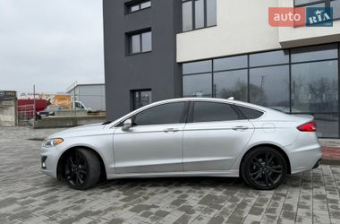 Седан Ford Fusion 2019 в Ивано-Франковске