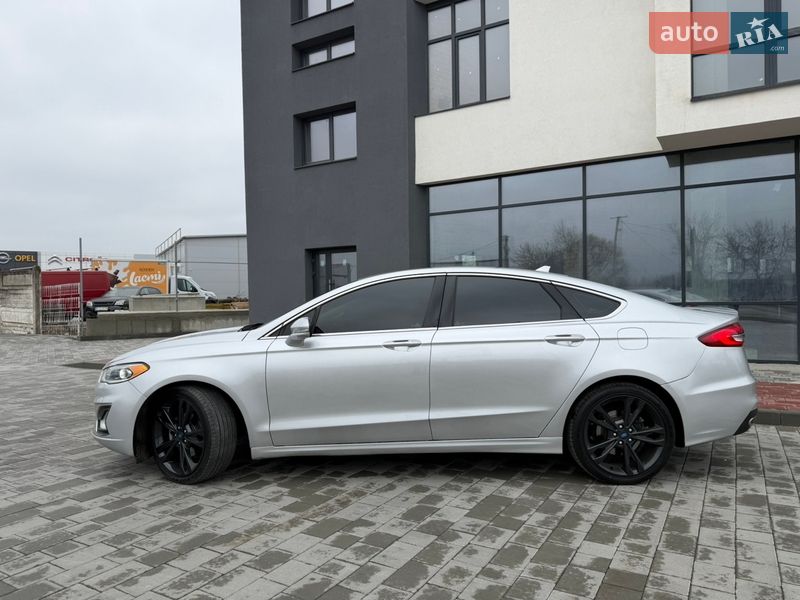 Седан Ford Fusion 2019 в Ивано-Франковске