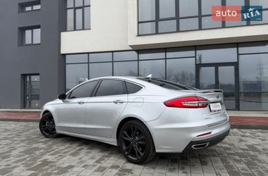 Седан Ford Fusion 2019 в Ивано-Франковске
