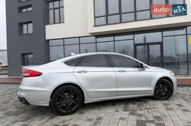 Седан Ford Fusion 2019 в Ивано-Франковске