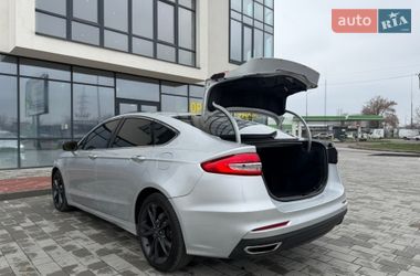 Седан Ford Fusion 2019 в Ивано-Франковске