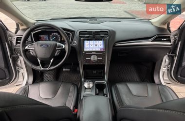 Седан Ford Fusion 2019 в Ивано-Франковске