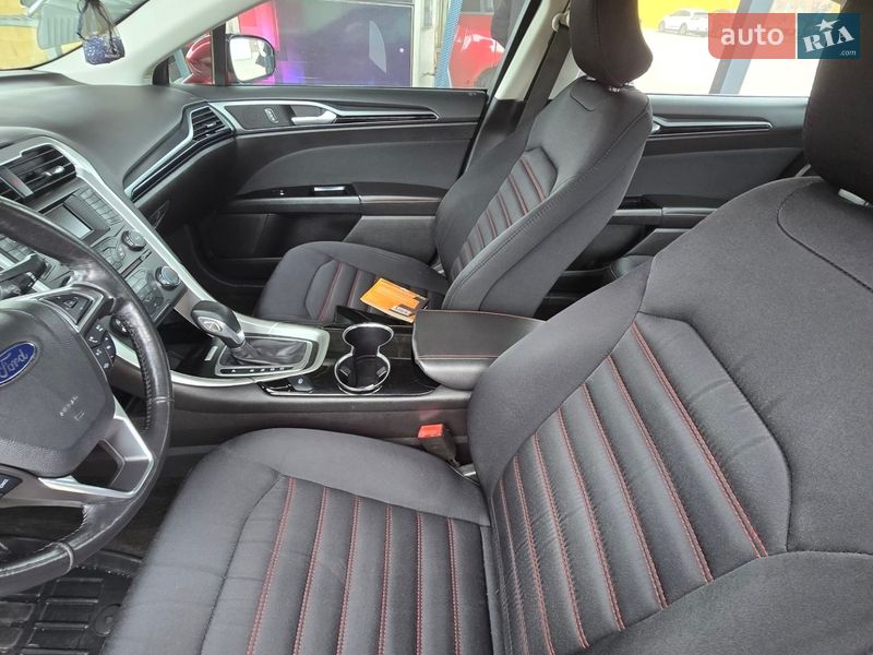 Седан Ford Fusion 2015 в Сарнах фото 9 Седан Ford Fusion 2015 в Сарнах