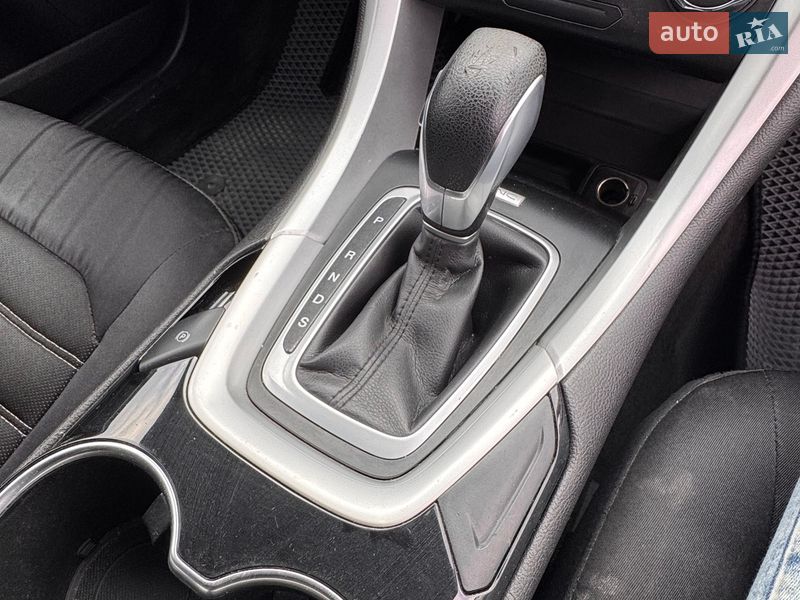 Седан Ford Fusion 2015 в Ширяєвому фото 15 Седан Ford Fusion 2015 в Ширяєвому