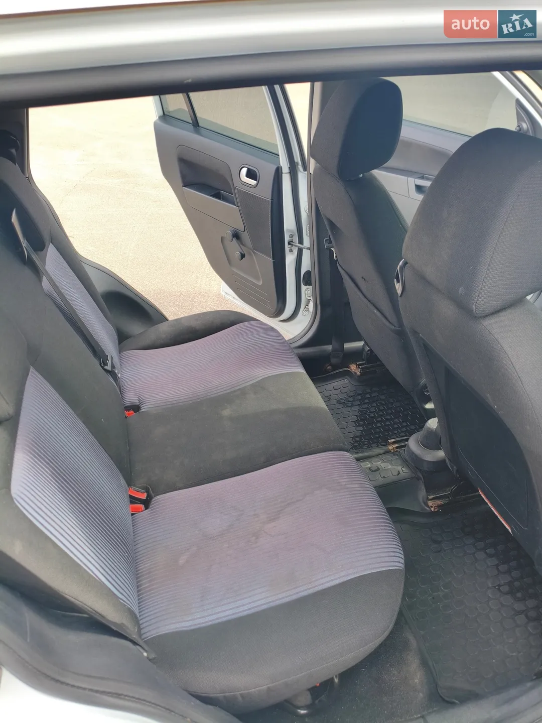 2011 Ford Fusion - мініатюра 17