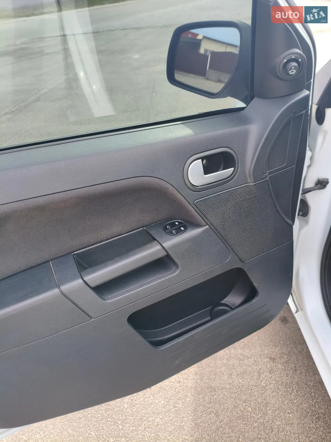 2011 Ford Fusion - мініатюра 21