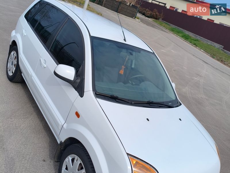 Хетчбек Ford Fusion 2011 в Броварах