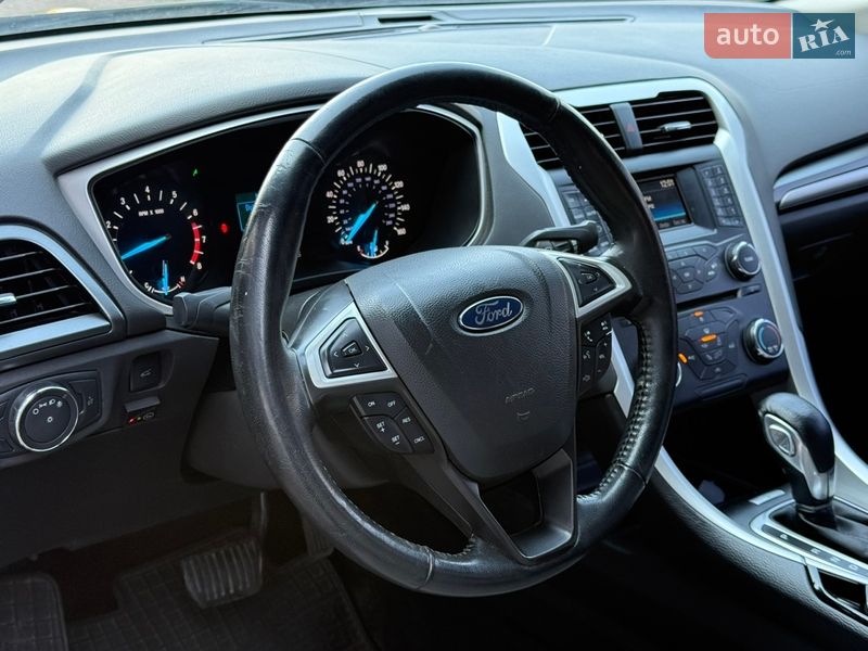 Седан Ford Fusion 2014 в Киеве фото 28 Седан Ford Fusion 2014 в Киеве