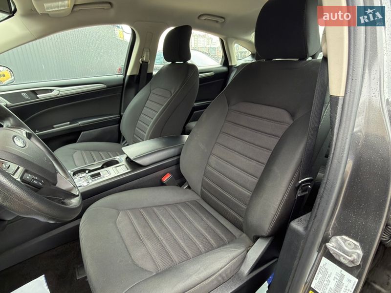 Седан Ford Fusion 2019 в Ивано-Франковске