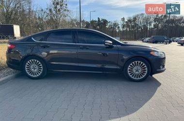 Седан Ford Fusion 2014 в Києві