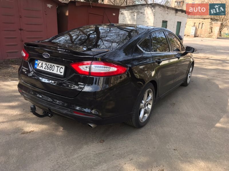 Седан Ford Fusion 2016 в Києві