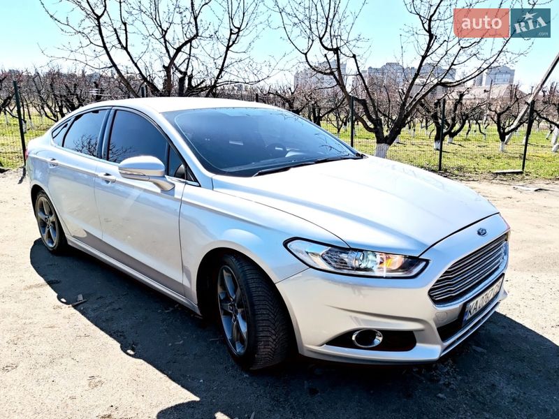 Седан Ford Fusion 2015 в Немишаево