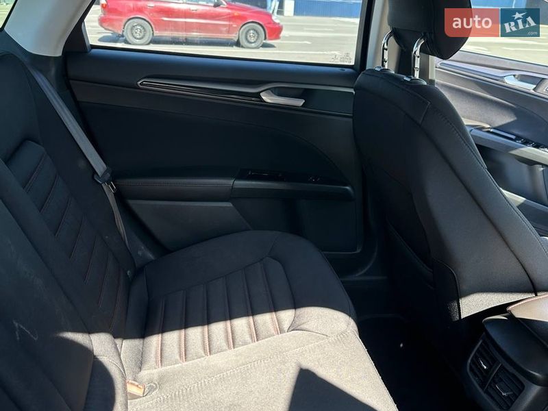 Седан Ford Fusion 2014 в Чернигове фото 17 Седан Ford Fusion 2014 в Чернигове