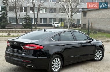 Седан Ford Fusion 2020 в Днепре