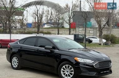 Седан Ford Fusion 2020 в Днепре