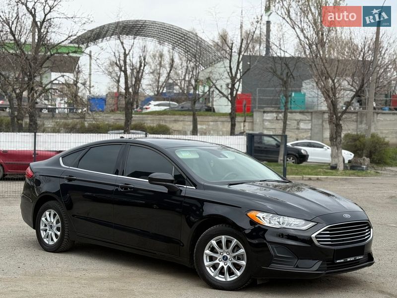 Седан Ford Fusion 2020 в Днепре