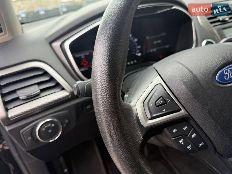 Седан Ford Fusion 2020 в Днепре