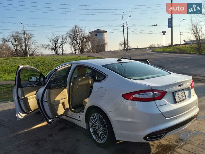 Седан Ford Fusion 2012 в Кривом Роге