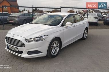 Седан Ford Fusion 2015 в Вінниці