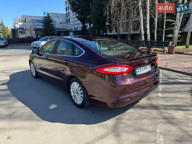 Седан Ford Fusion 2013 в Виннице