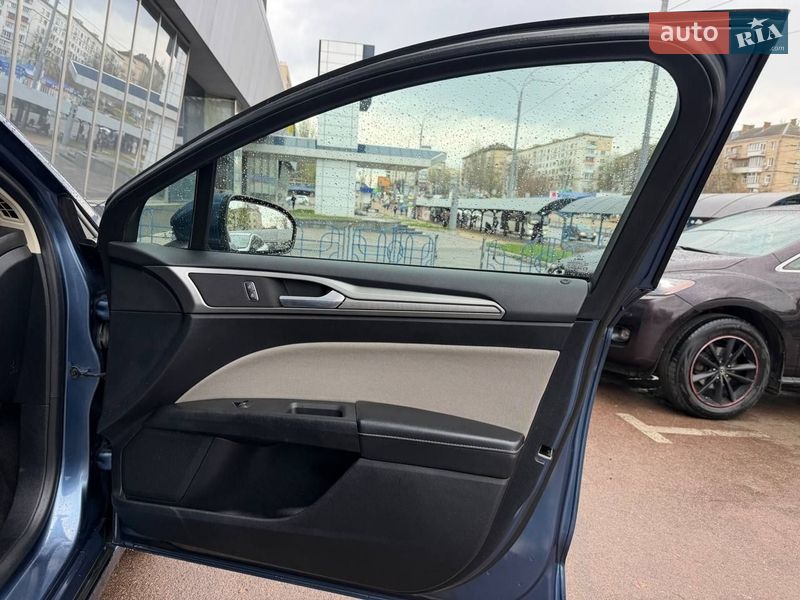 Седан Ford Fusion 2019 в Киеве фото 12 Седан Ford Fusion 2019 в Киеве