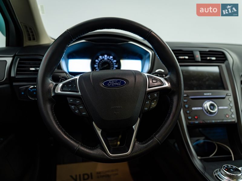 Седан Ford Fusion 2016 в Киеве фото 13 Седан Ford Fusion 2016 в Киеве