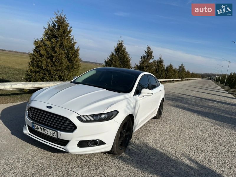 Седан Ford Fusion 2015 в Знаменке
