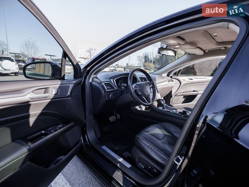 Седан Ford Fusion 2015 в Киеве