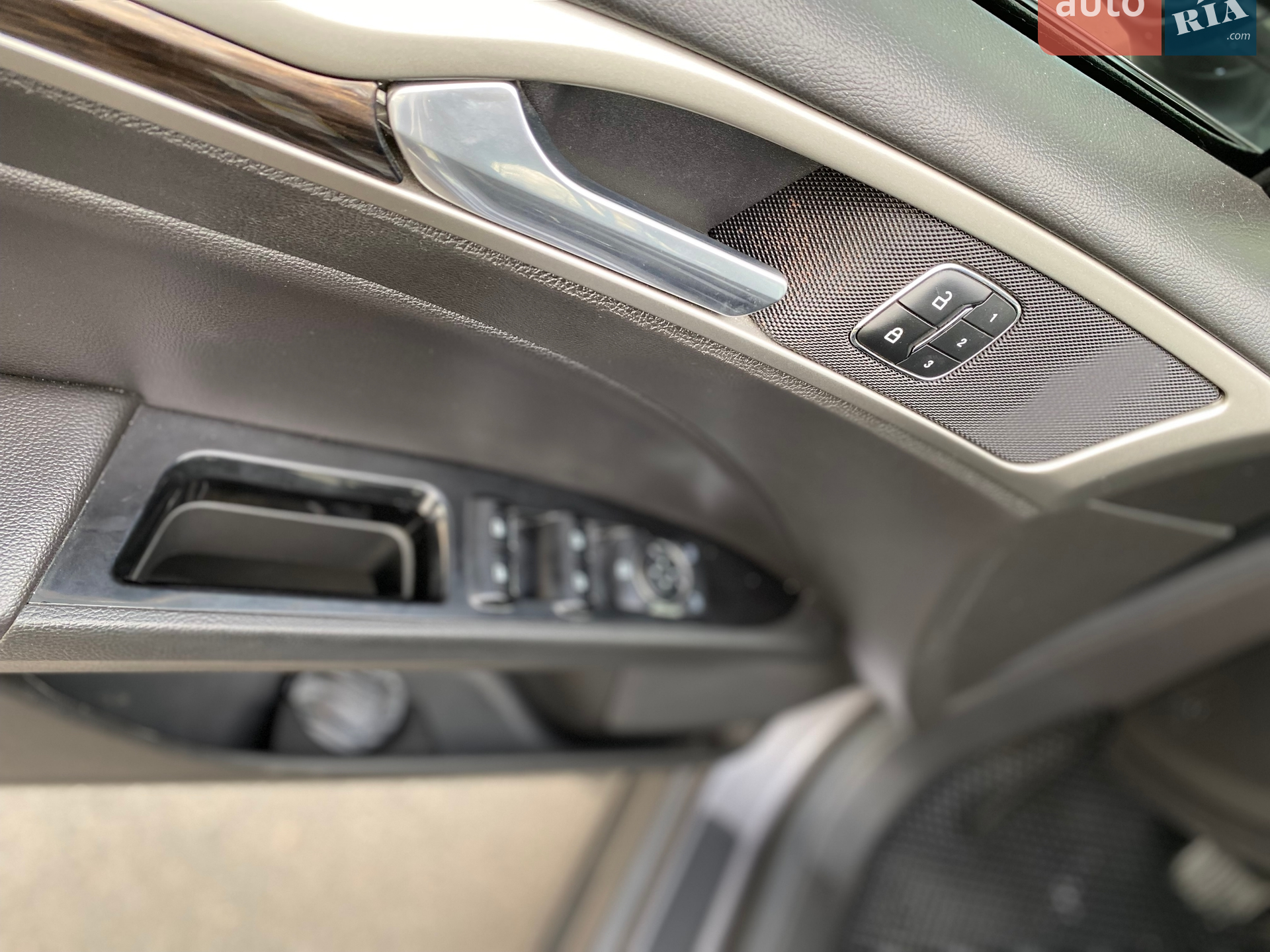 2013 Ford Fusion - мініатюра 29