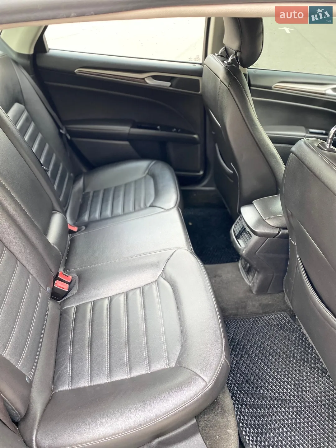 2013 Ford Fusion - мініатюра 34