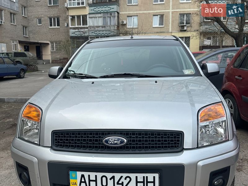 Хэтчбек Ford Fusion 2010 в Днепре