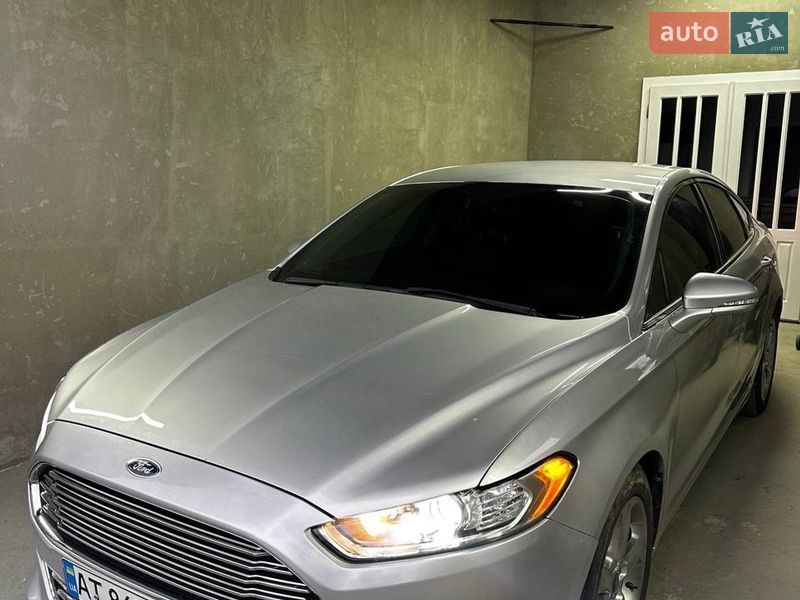 Седан Ford Fusion 2013 в Коломые