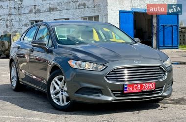 Седан Ford Fusion 2015 в Горишних Плавнях