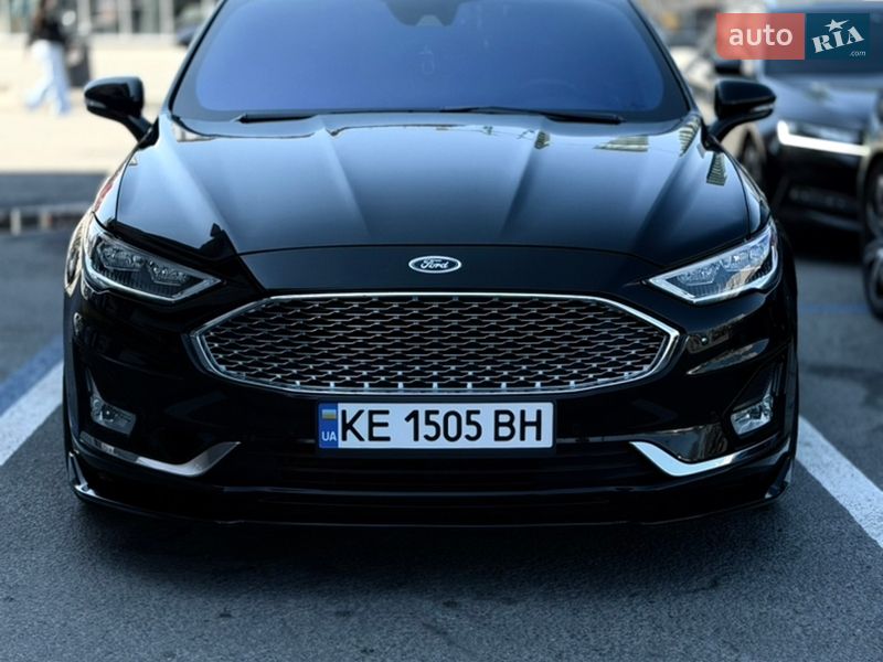 Ford Fusion 2020
