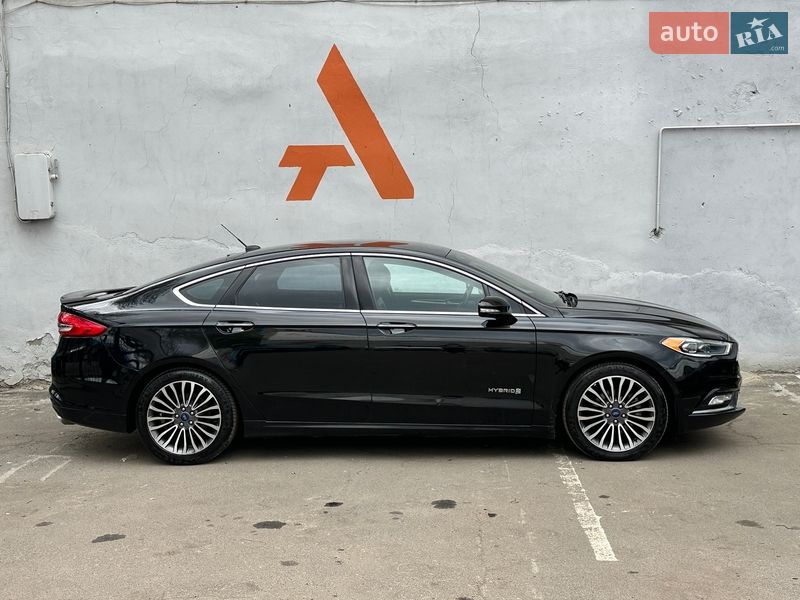 Седан Ford Fusion 2017 в Одесі